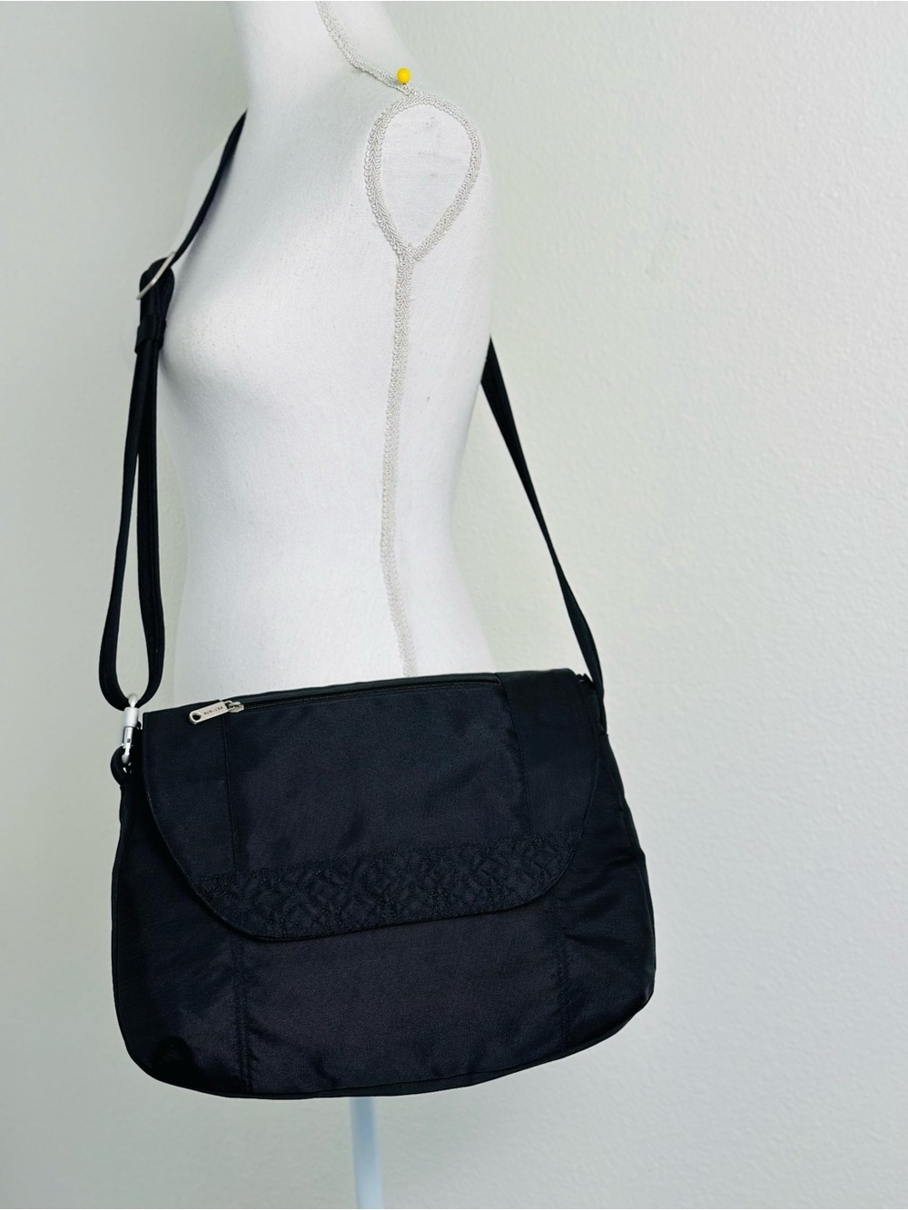 Travelon Anti Theft Cross-Body Bag